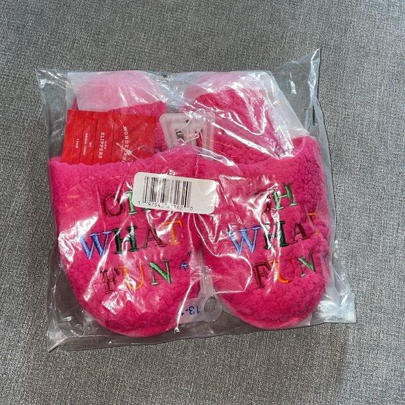 Wondershop Pink Oh What Fun Christmas Holiday Slippers - Picture 5 of 8